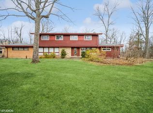 1330 Woodland Ln, Riverwoods, IL