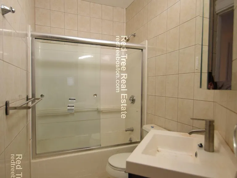 1616 Beacon St #5B — Photo 11