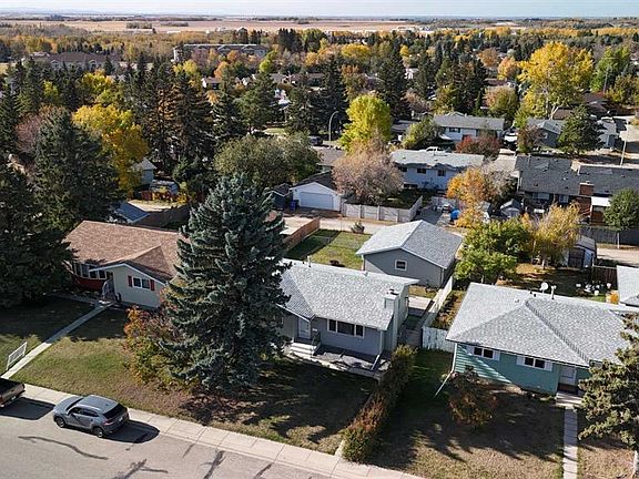 4th image of 3419 E 50th Ave