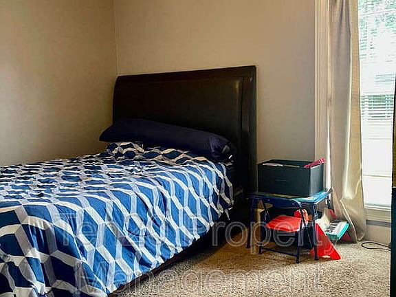 3rd image of 1 Wheatfield Dr