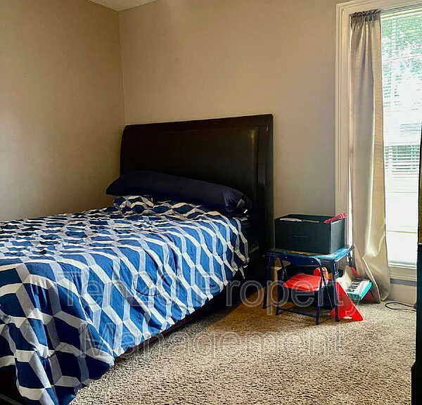 1 Wheatfield Dr — Photo 3