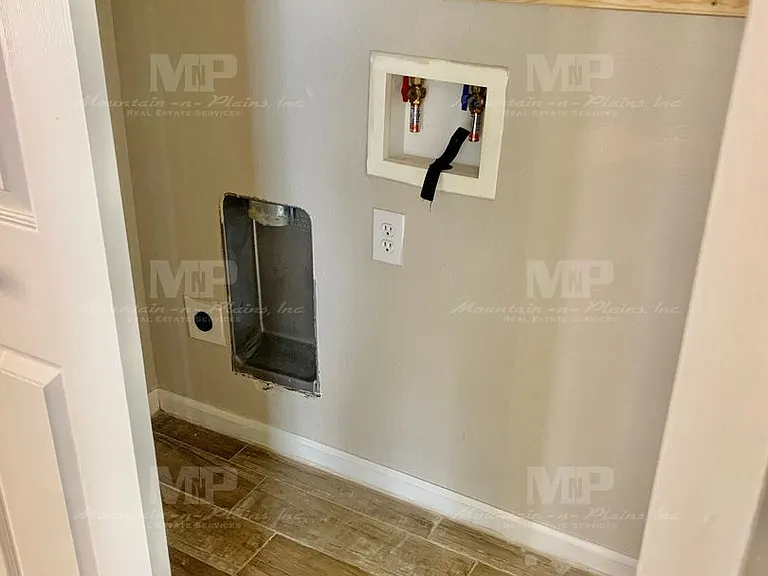 4825 Hahns Peak Dr #104 — Photo 13