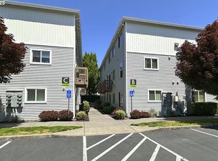 217 NE 146th Ave APT 10, Portland, OR 97230