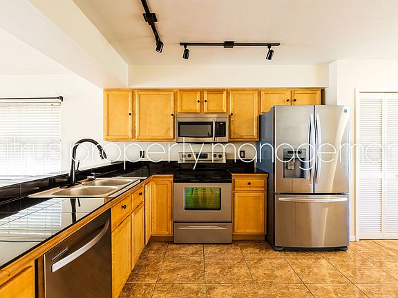5th image of 2904 Barrymore Ct