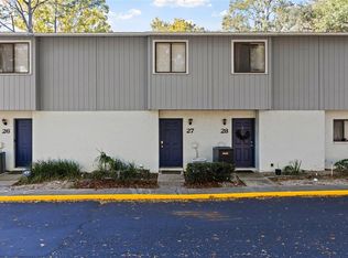 3600 SW 19th Ave APT 27C, Gainesville, FL 32607