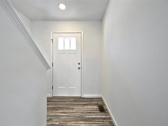 5th image of 3244 Eisenhower Dr Lot 129