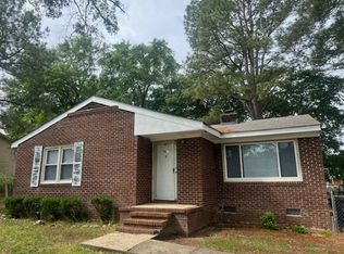 1513 Mack St, Spring Lake, NC 28390