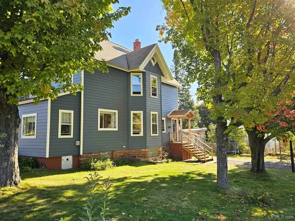 56226 Union St, Calumet, MI 49913