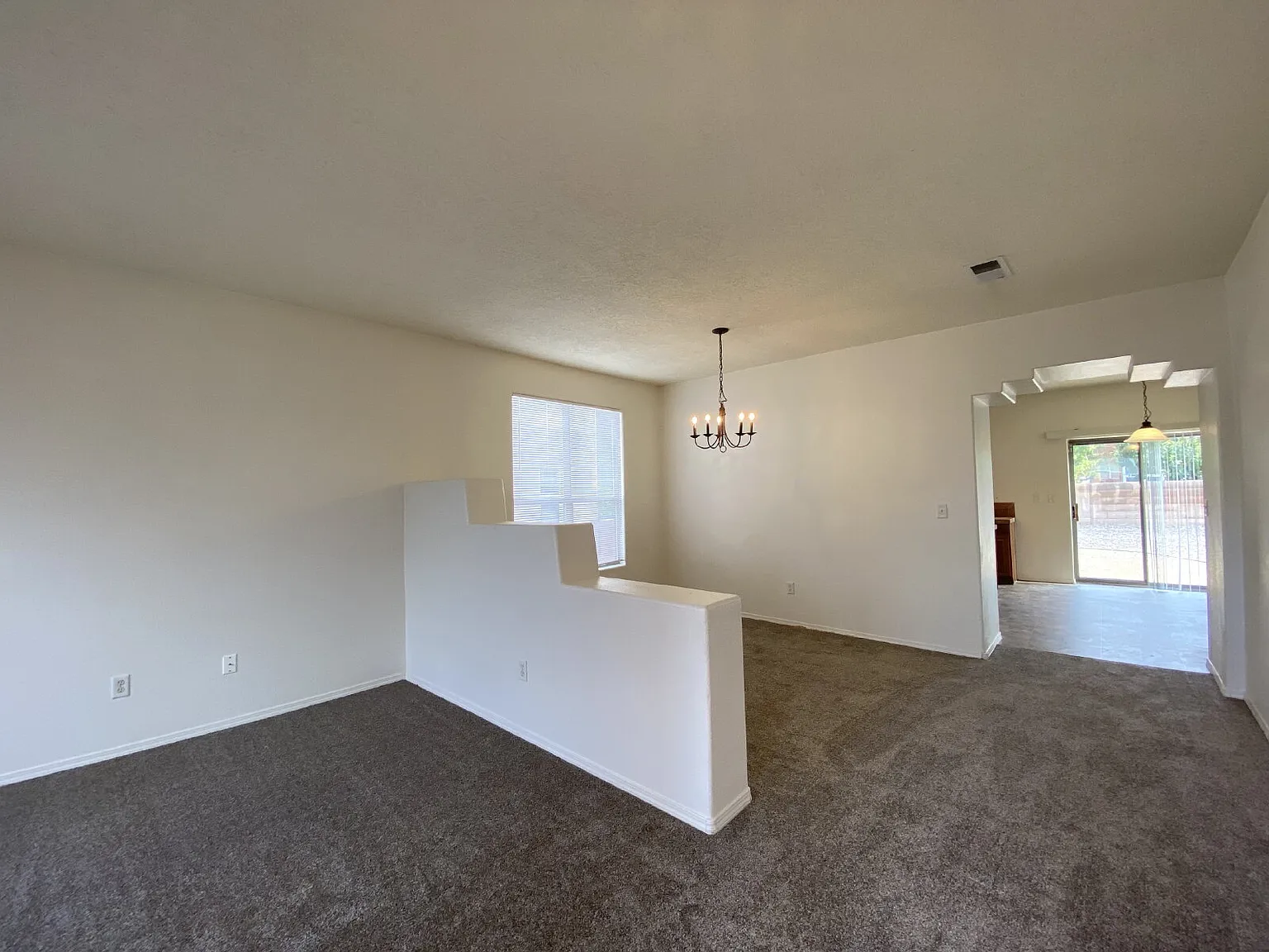 3 bed, 2.5 bath, 2050 sqft, $2,095 — Photo 3