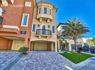 17810 Lee Ave, Redington Shores, FL 33708