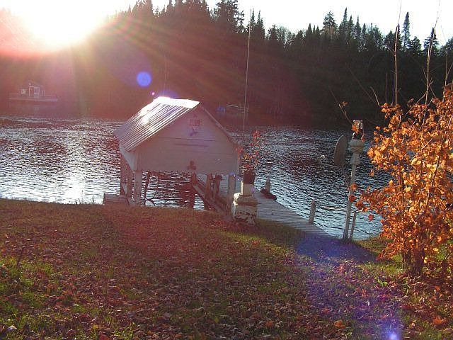 2nd image of 6 Narrows Rd