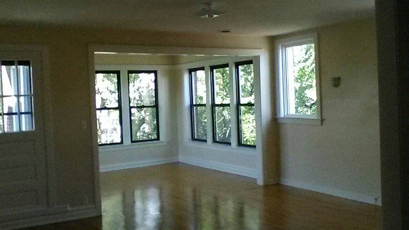 1st image of 6541 S Woodlawn Ave