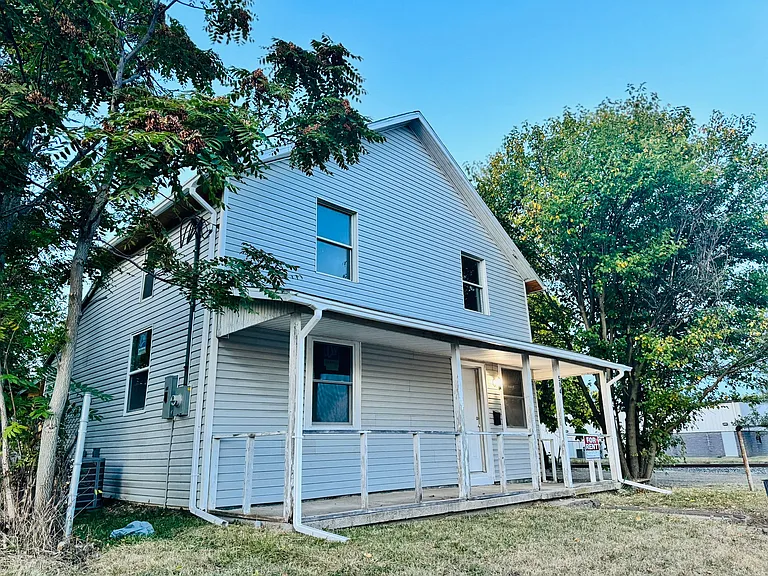 504 W Memorial Dr — Photo 1