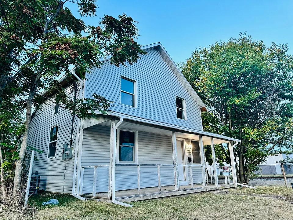 504 W Memorial Dr