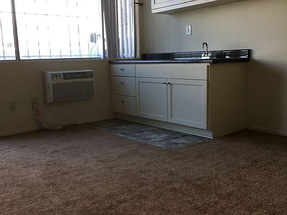 5th image of 5746 Lexington Ave APT 3