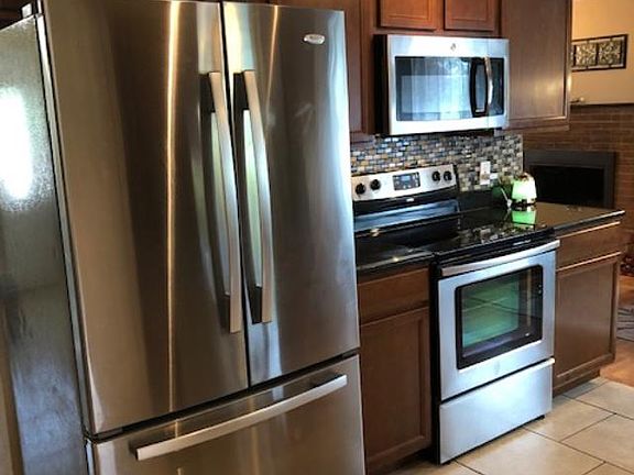 STAINLESS STEEL APPLIANCES