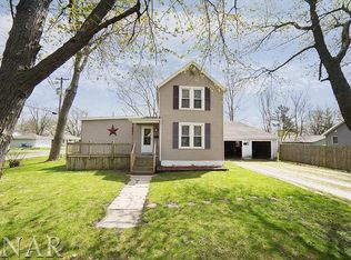 501 Sheridan St, Chenoa, IL 61726