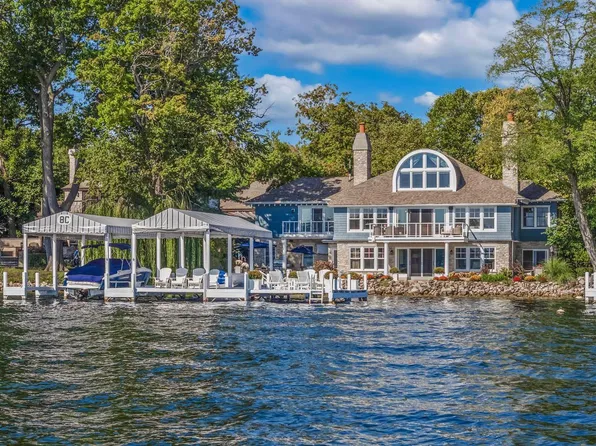 8 Hillside DRIVE, Lake Geneva, WI 53147