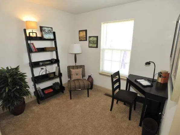 Sunpointe Townhomes