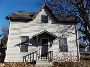 303 1st Ave SE, Geneva, MN 56035