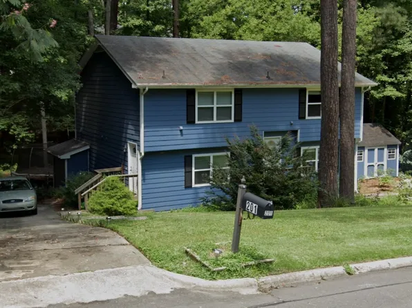 201 Gregory Dr, Cary, NC 27513