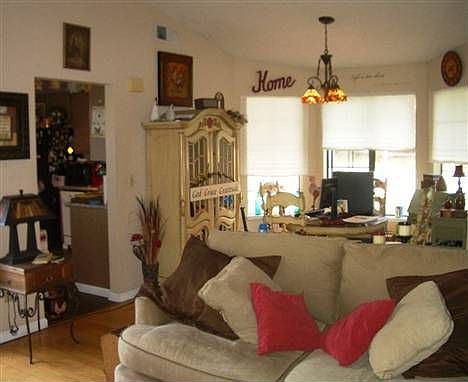 4th image of 2737 Coltwood Dr