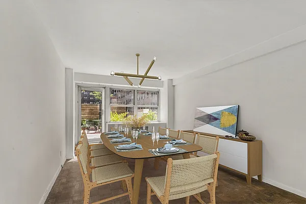 Sold by Compass | media 7