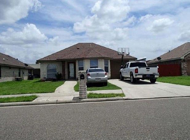 1st image of 407 W McKinley Ave
