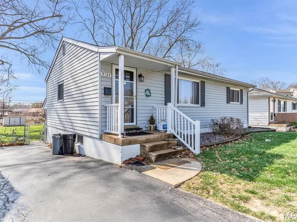 9134 Niger Dr, Saint Louis, MO 63123