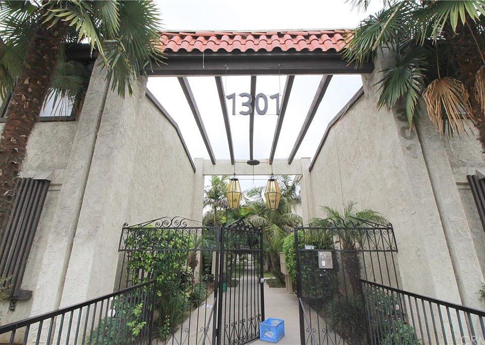 2nd image of 1301 S Greenwood Ave APT 29