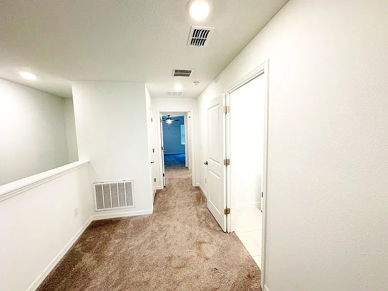 8239 Crescent Oaks Dr — Photo 9