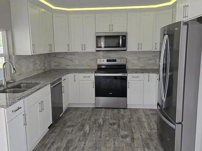 Kitchen - Yellow LED