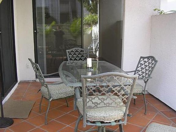 3rd image of 701 Kettner Blvd Unit 221