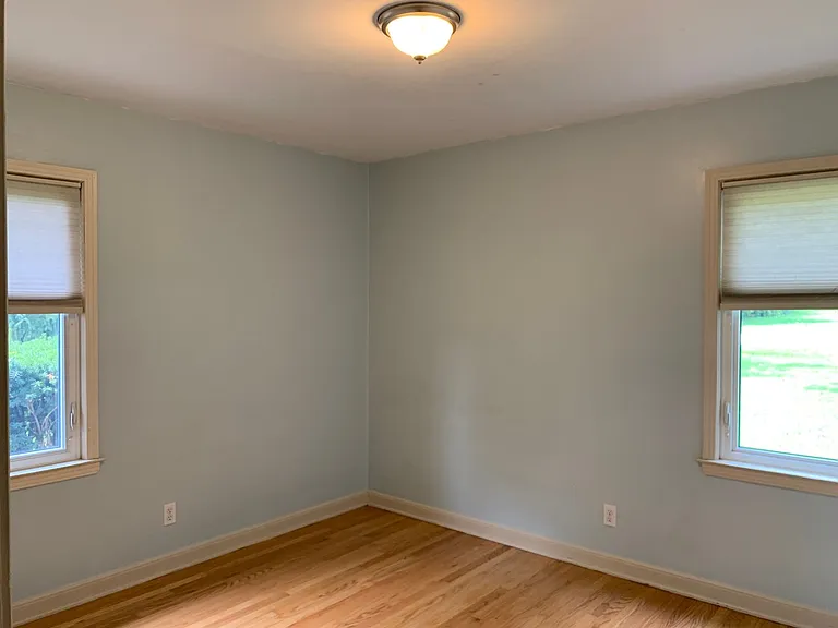 14865 Pershing Dr — Photo 12