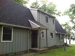 4th image of 3366 S Memorial Shoreway Dr
