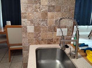 313 11th St SW #A, Largo, FL 33770