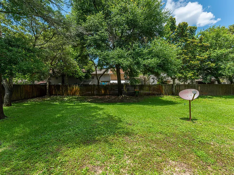 422 Bear Rd NW #B — Photo 35
