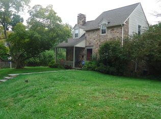 102 Barcladen Rd, Bryn Mawr, PA 19010