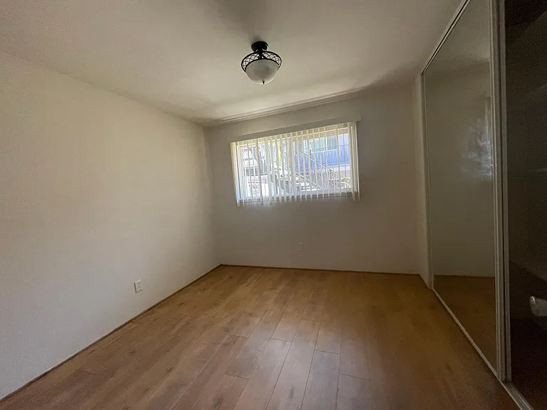 1516 Corinth Ave #4 — Photo 11