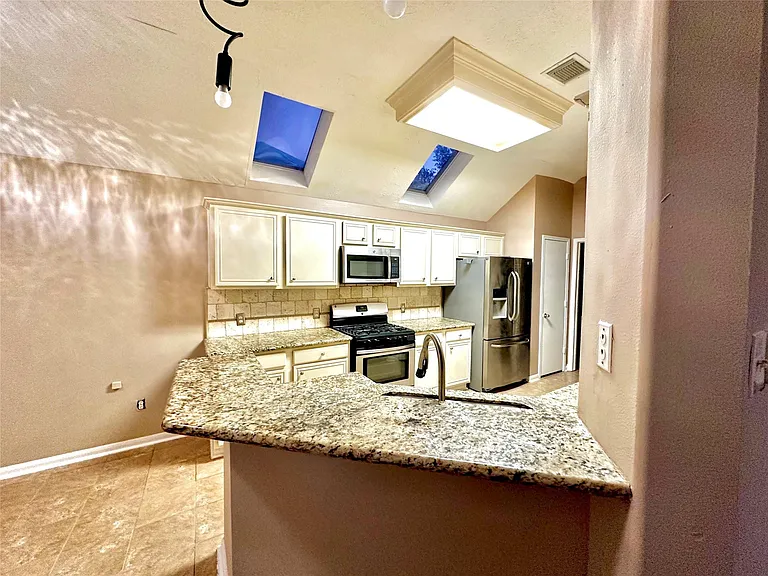 1211 Cambrian Park Ct — Photo 6