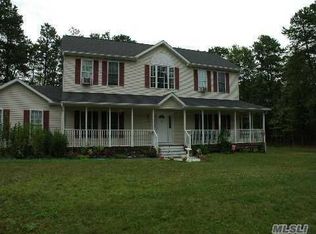 239 Eastport Manor Rd, Manorville, NY 11949