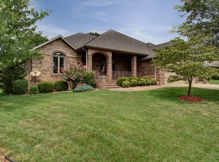801 E Gasconade St, Nixa, MO 65714