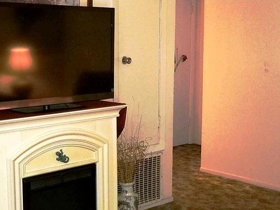 5th image of 1341 Esplanade Ave #304