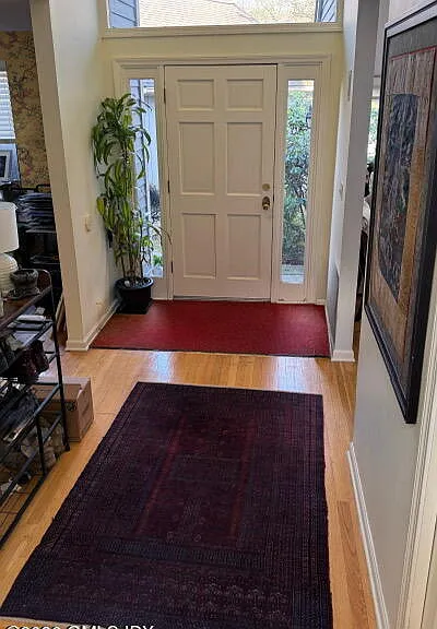 314 W Lyon Farm Dr — Photo 2