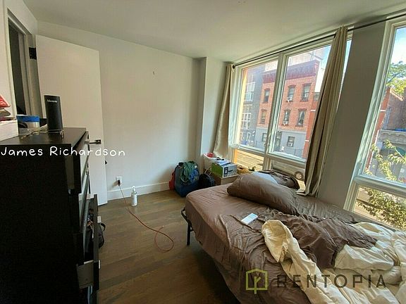 3rd image of 155 Meserole St #4E