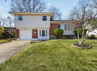 42 Edna Drive, Syosset, NY