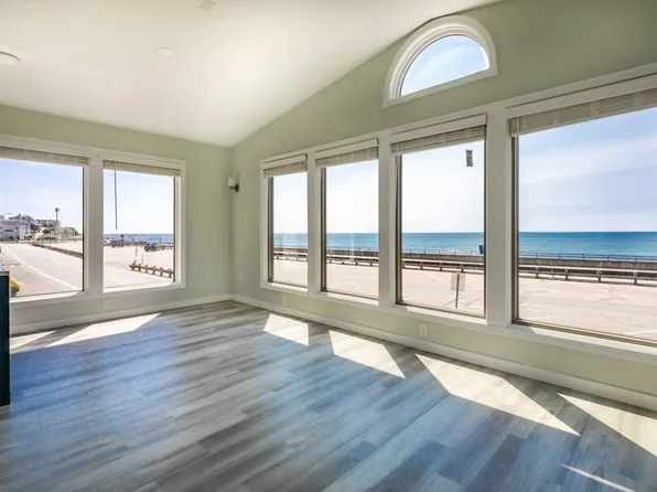 449 Ocean Blvd #215, Hampton, NH 03842