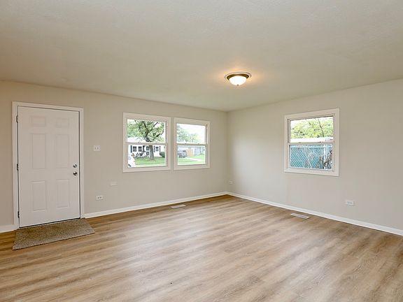 4th image of 517 Concord Dr