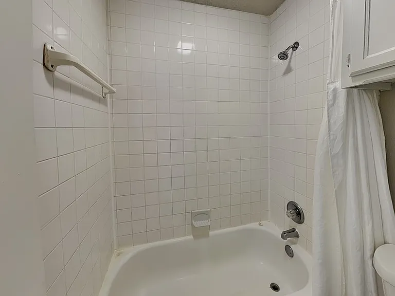 5006 Norma St — Photo 10