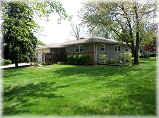 1121 S Geneva Dr, Dewitt, MI 48820